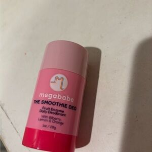 Megababe Smoothie Deo 
1 oz